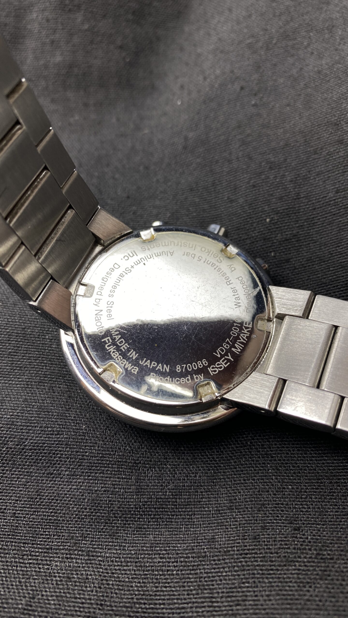 Issey Miyake Trapezoid Chronograph - Gambar 4
