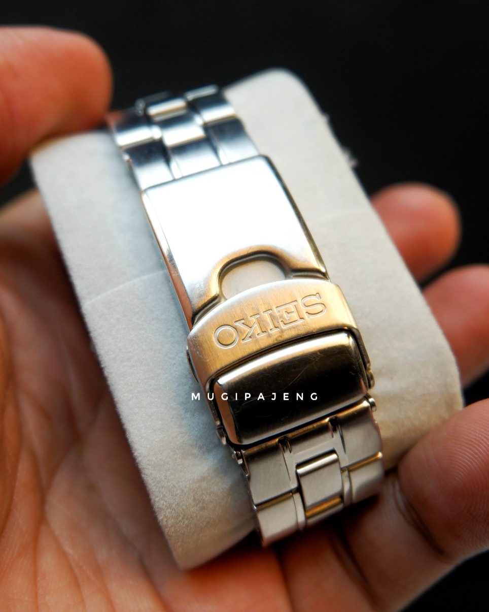 Seiko Chronograph 100M Series 7T62-0HA0 - Gambar 4