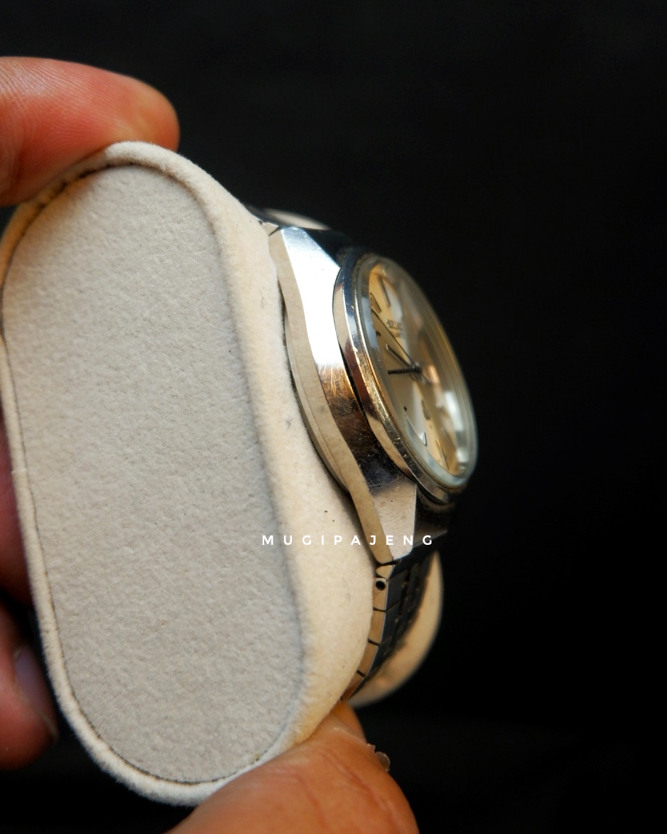 Seiko Quartz QT 3803-7020 Vintage High-End - Gambar 7
