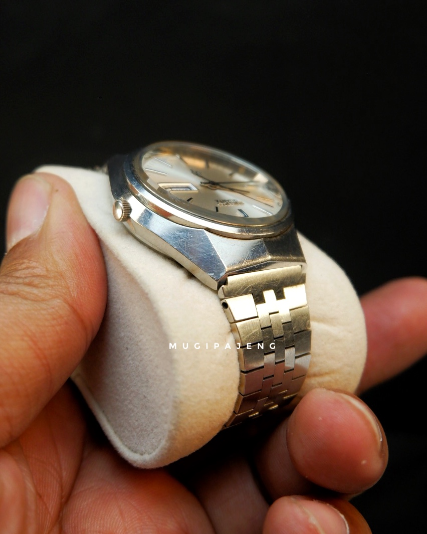 Seiko Quartz QT 3803-7020 Vintage High-End - Gambar 5