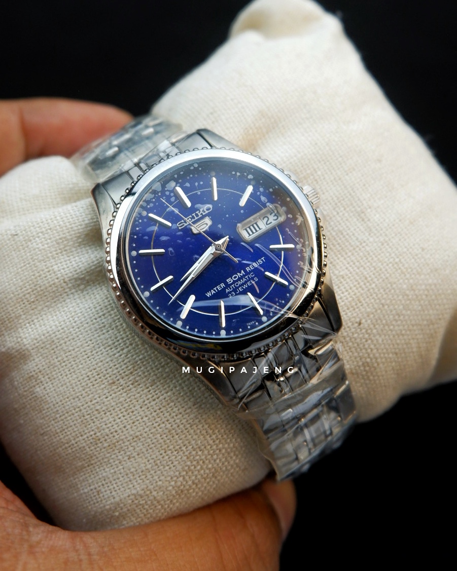 Seiko 5 SNZC75K1
