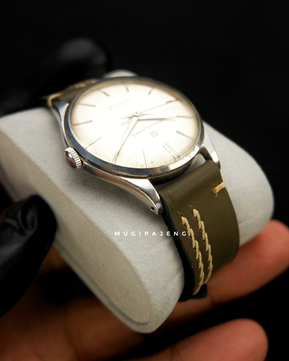 Seiko Laurel 17 Jewels Diashock Ref. 14038 - Gambar 6