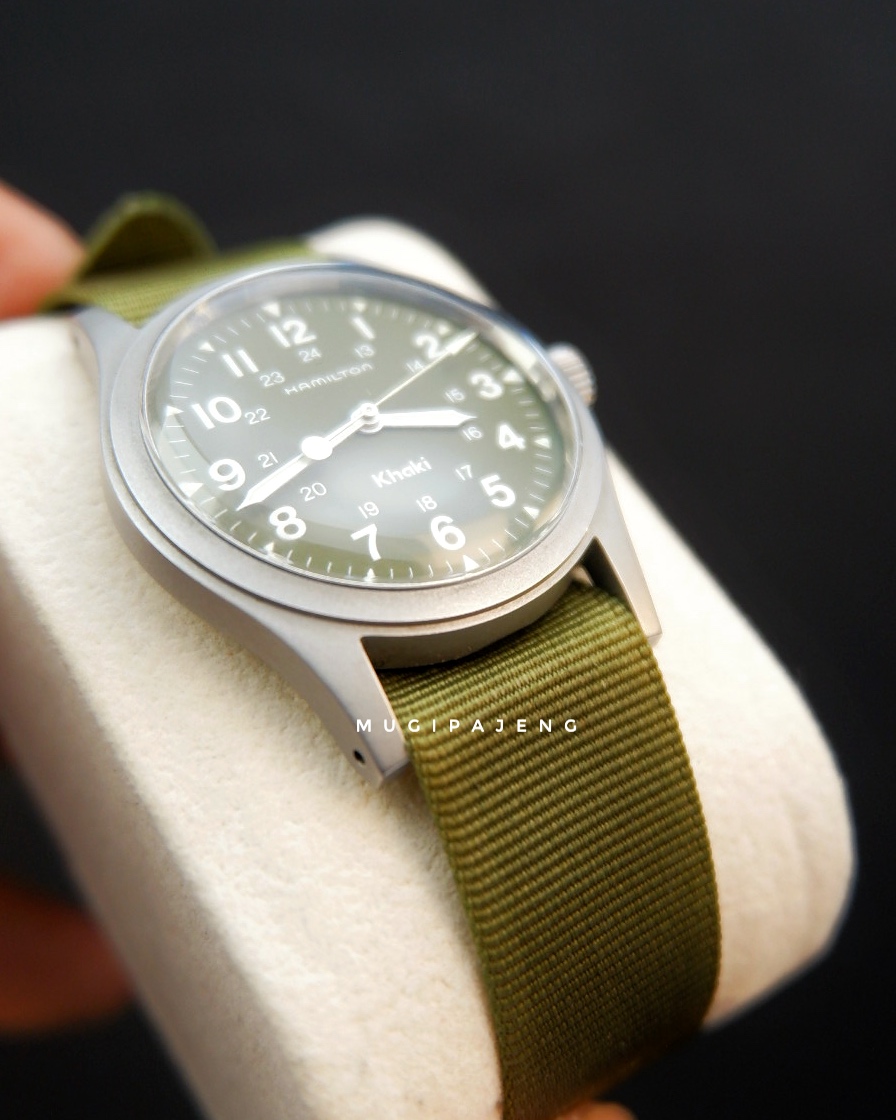 Hamilton Khaki Mechanical Vintage "Late 80s Military" - Gambar 6