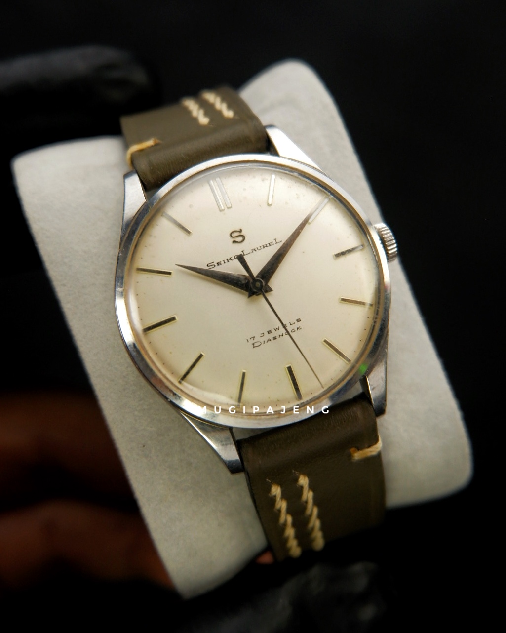Seiko Laurel 17 Jewels Diashock Ref. 14038