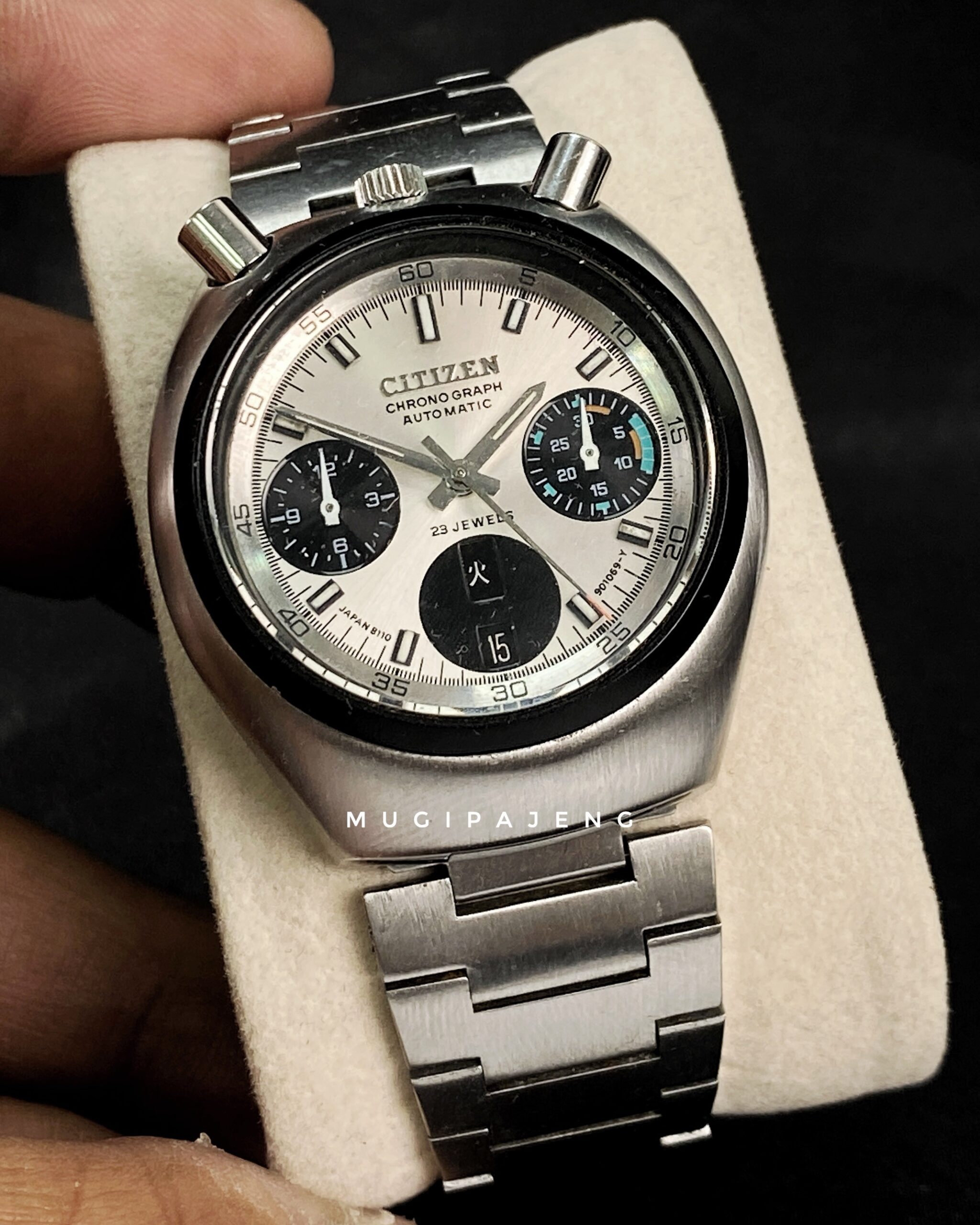 Citizen Challenge Timer Bull Head Panda Dial 4-901177 K - JDM