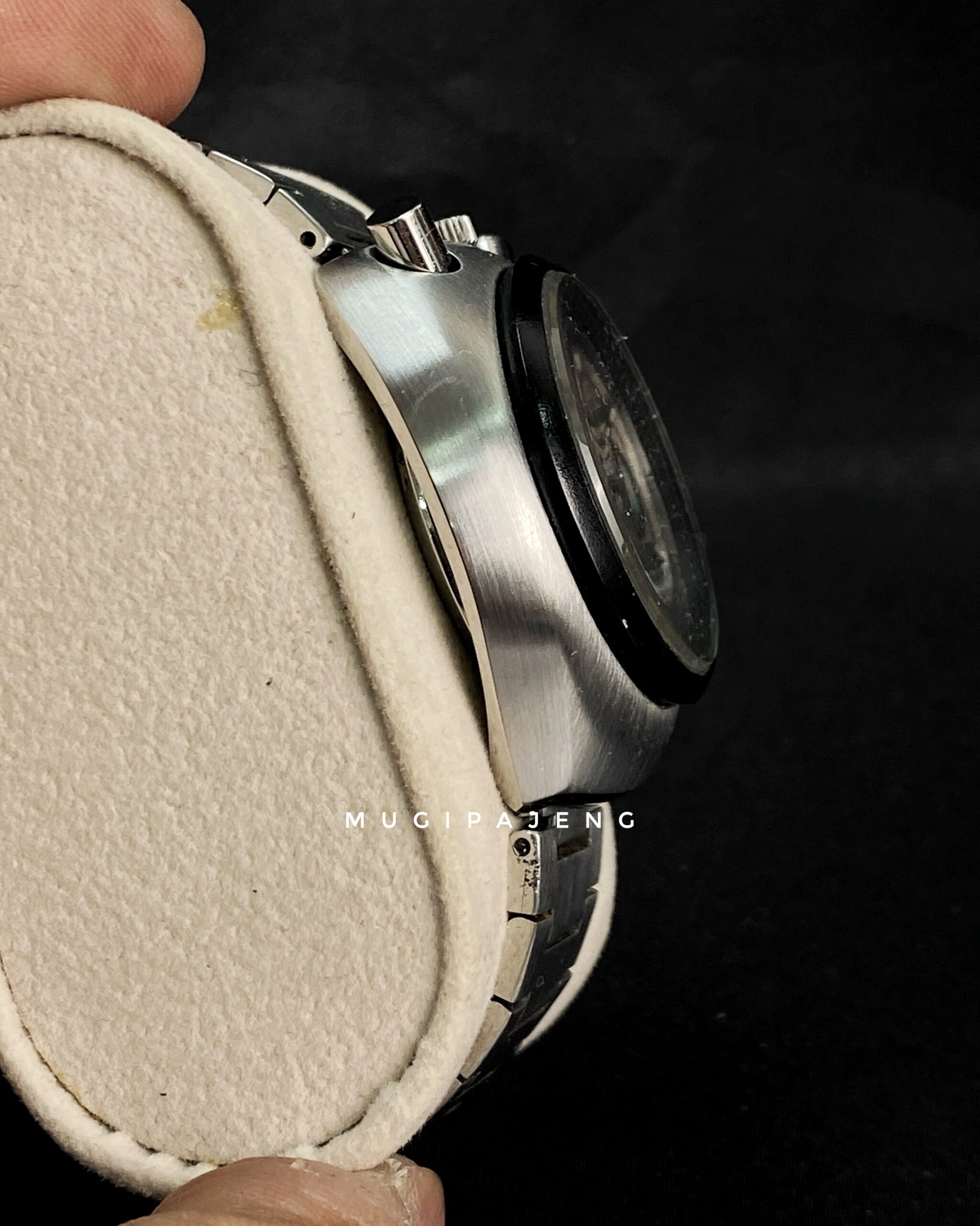 Citizen Challenge Timer Bull Head Panda Dial 4-901177 K - JDM - Gambar 5