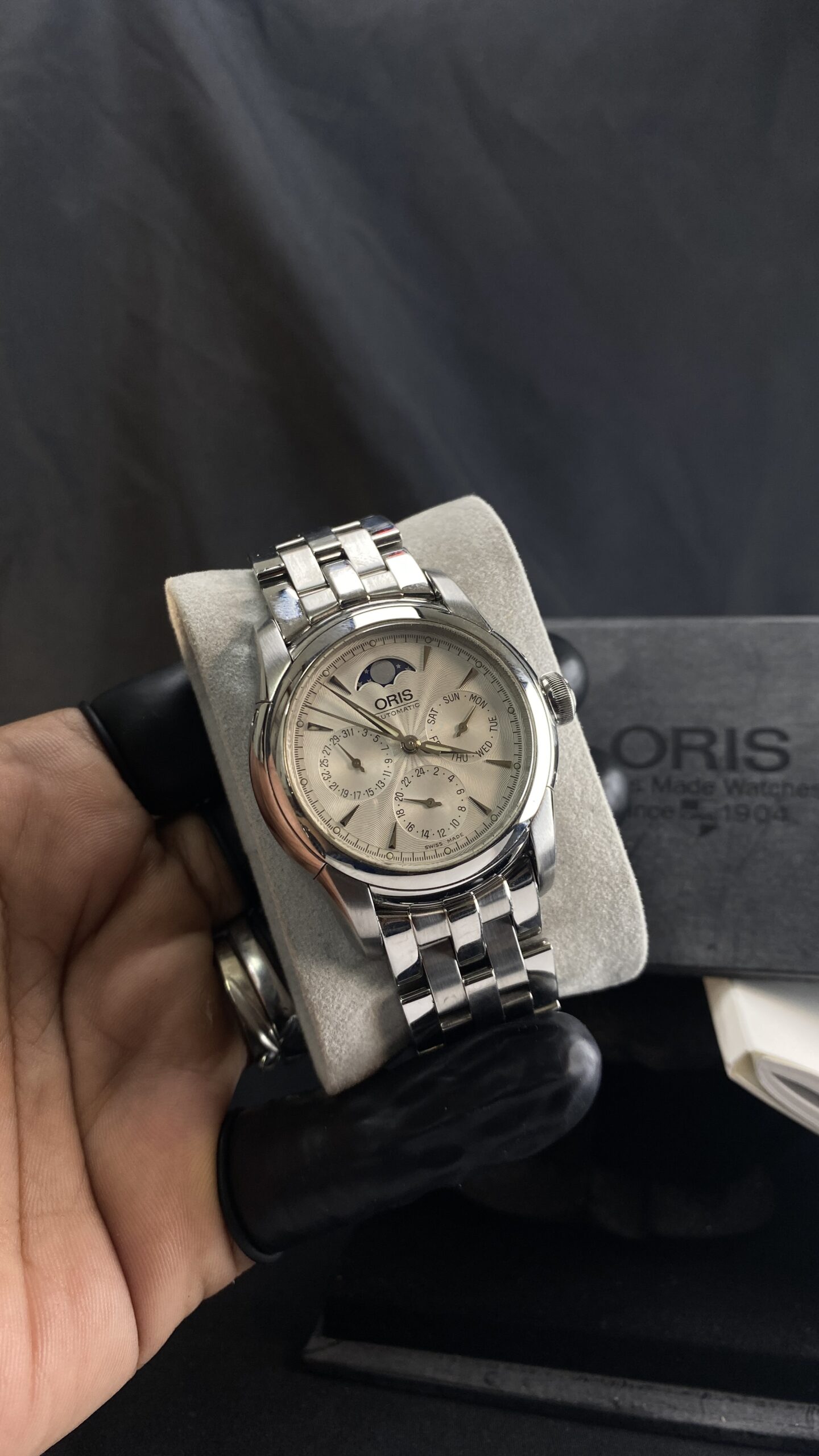 ORIS Artelier Complication 2003 Moonphase Ref.581 7554 4051 - Gambar 11