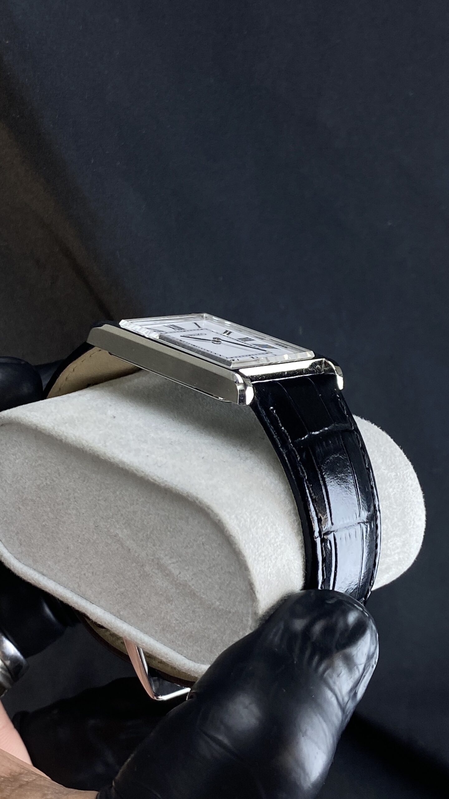 Seiko Classic Tank SWR103P1 – Box & Papers - Gambar 5