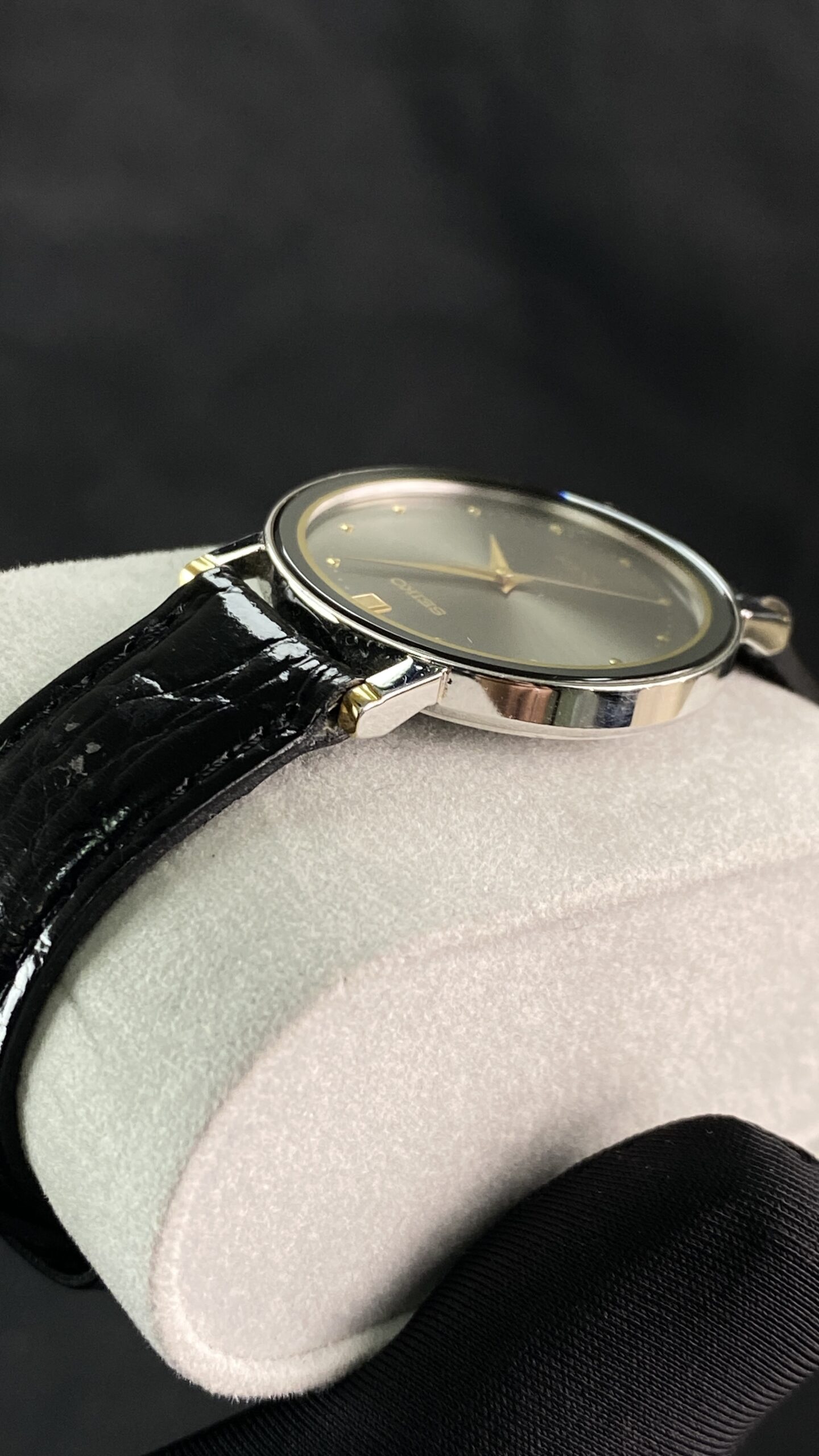 Seiko Dolce Ref. 95631-6020 – Dark Grey Dial - Gambar 4