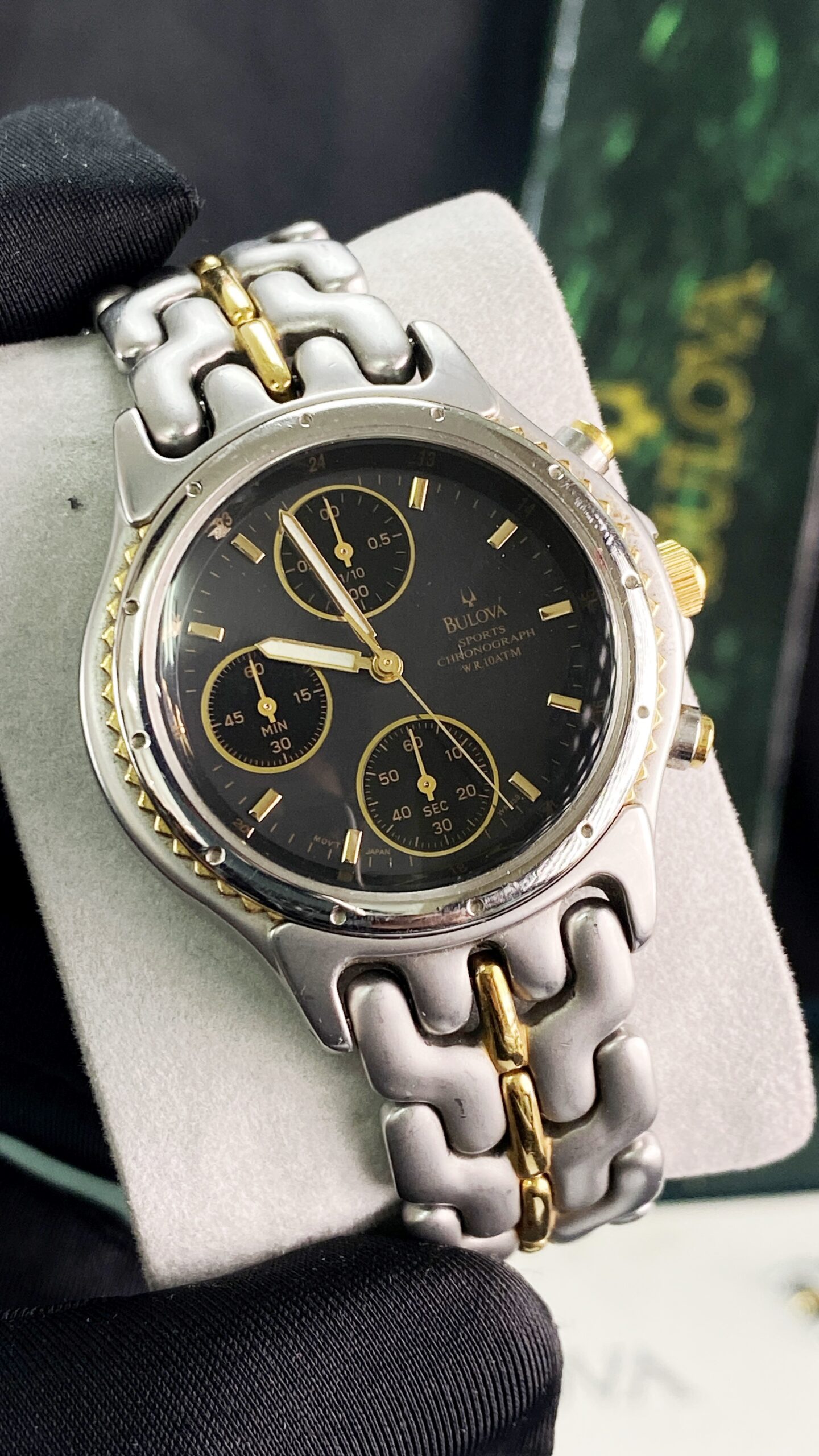 Bulova Sports "Link" Chronograph Two-Tone Black Dial – Vintage 1990s