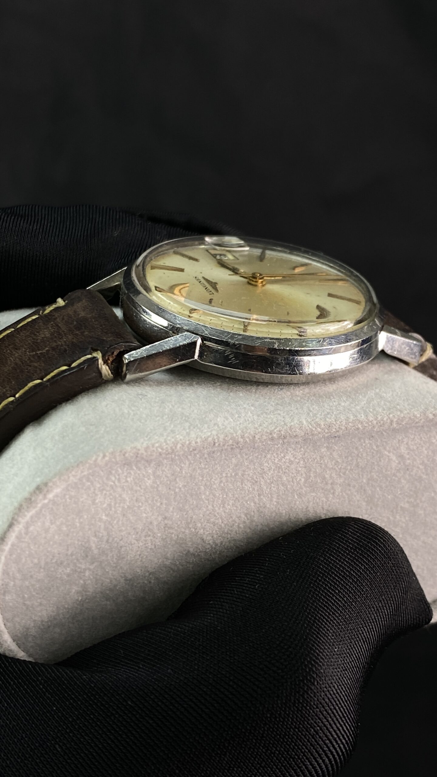 Longines Calatrava Ref. 7234-2 – Vintage 1960s - Gambar 5