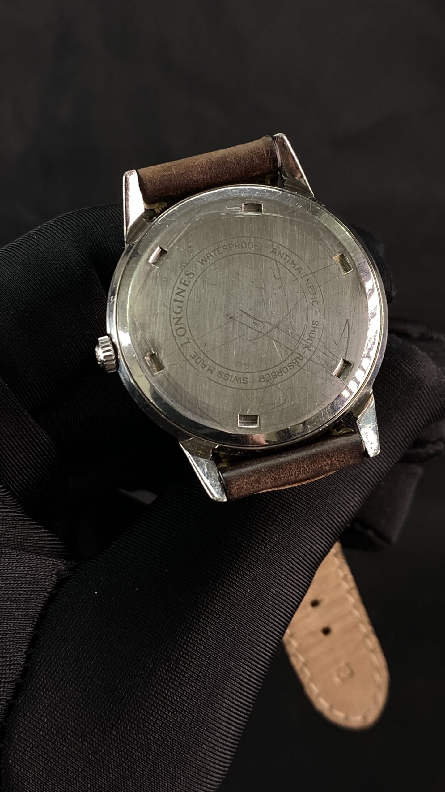 Longines Calatrava Ref. 7234-2 – Vintage 1960s - Gambar 9