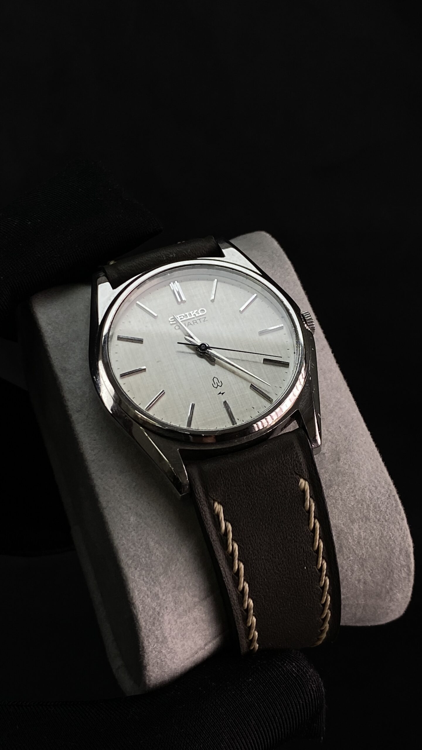 Seiko 7121-8000 Linen Dial – JDM Vintage 1980 - Gambar 4