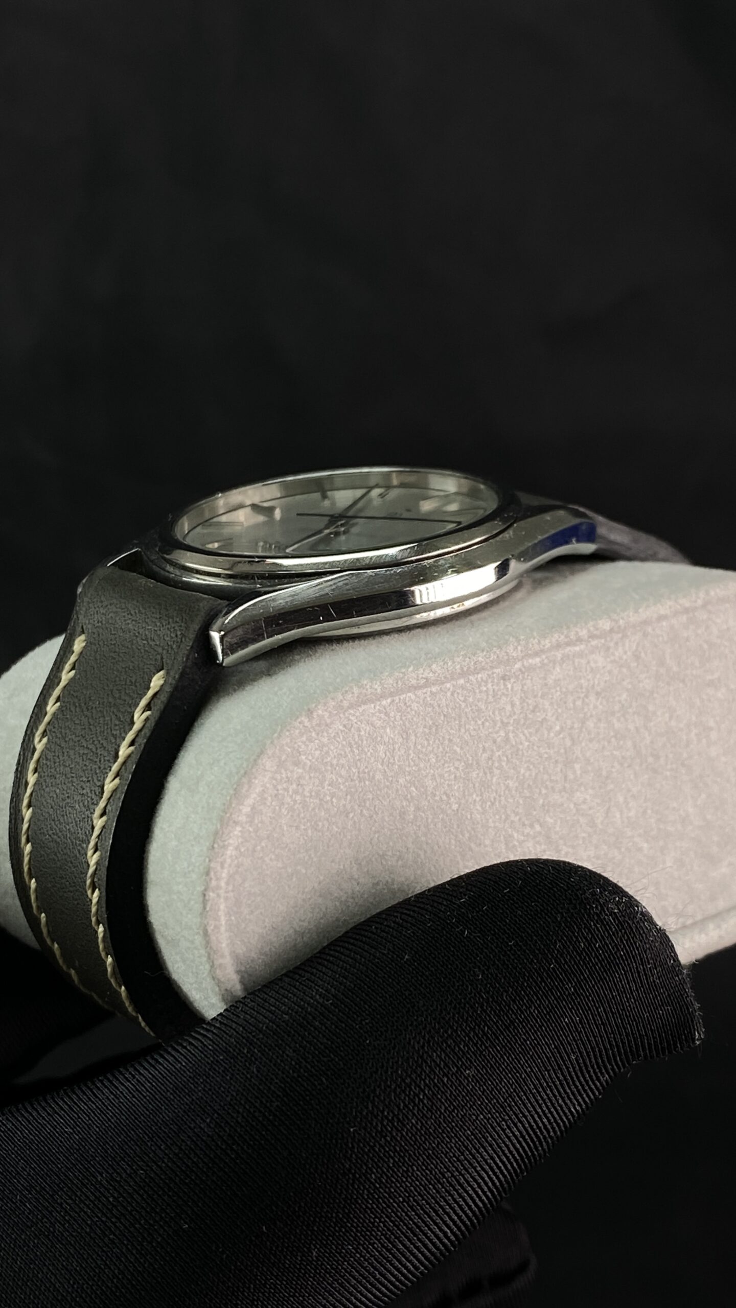 Seiko 7121-8000 Linen Dial – JDM Vintage 1980 - Gambar 6
