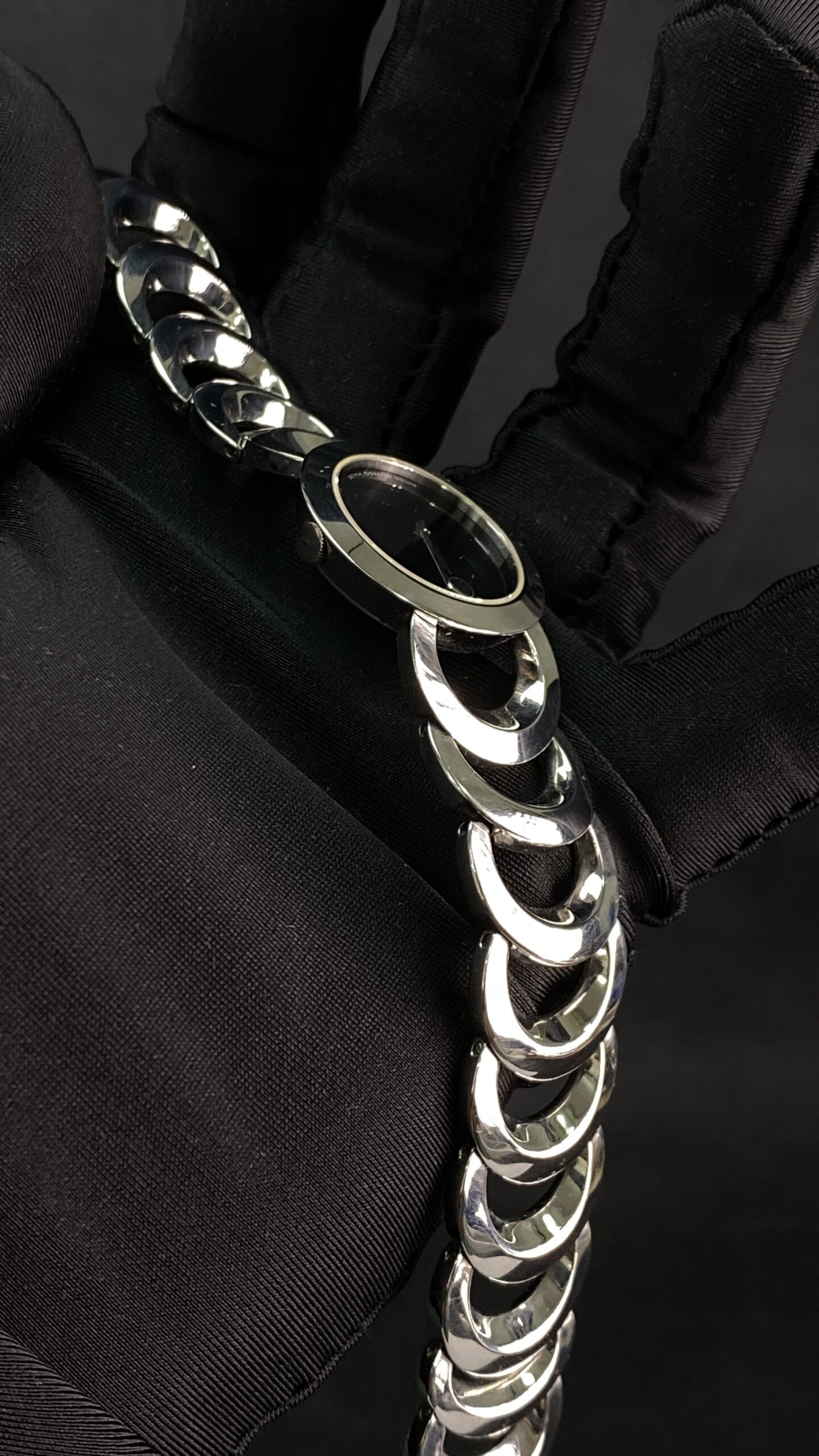 Movado Rondiro Ladies Black Dial Quartz Ref. 84 E4 1834 - Gambar 5