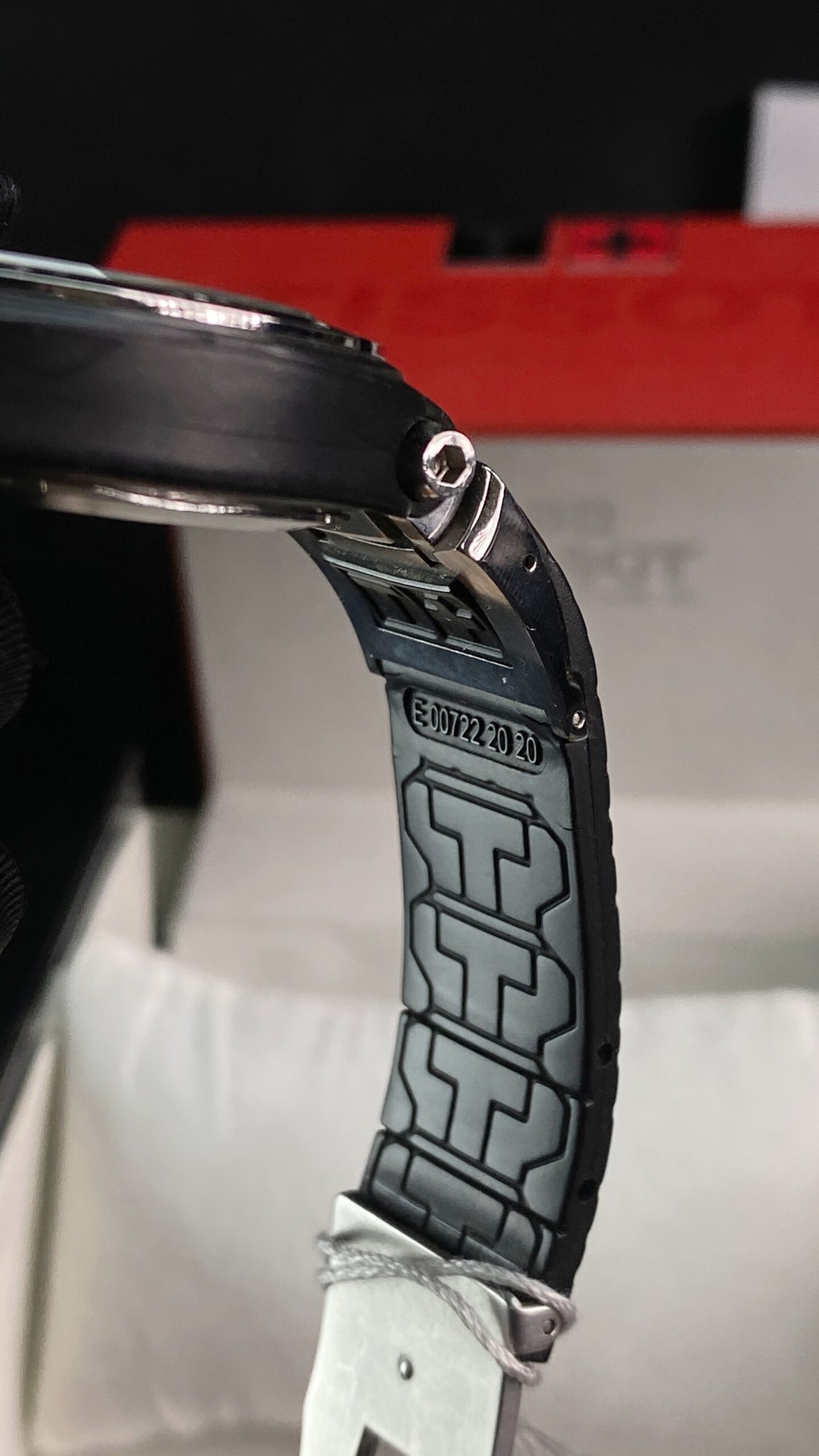 TISSOT T-RACE MOTO GP CHRONOGRAPH CARBON DIAL ALL ORIGINAL FULLSET - Gambar 3