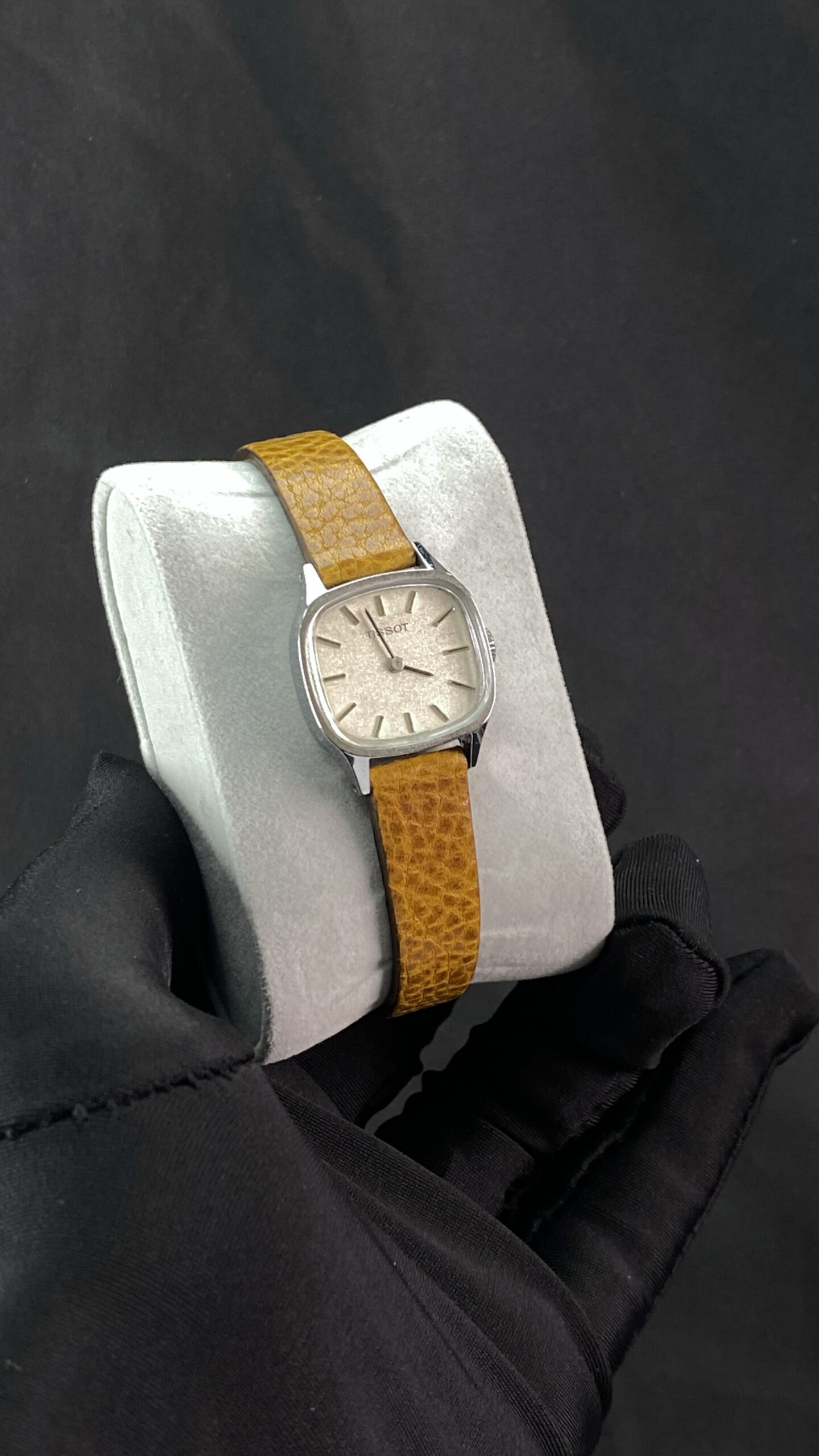 Tissot Stylist TV-Screen Cushion dress watch Vintage 1970s